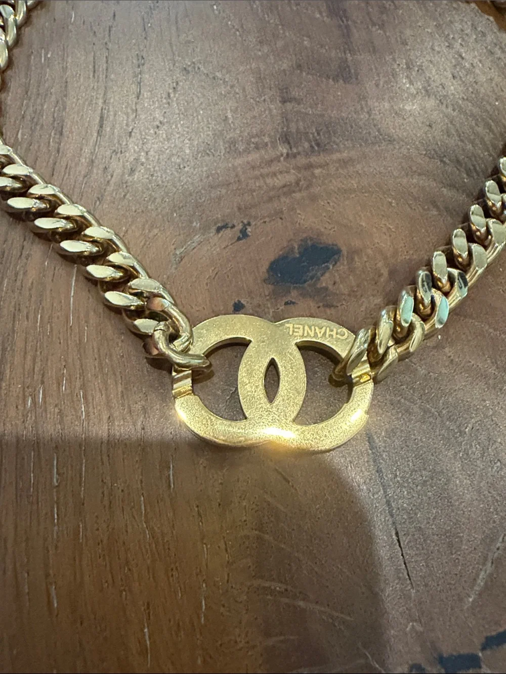 CHANEL Gold-Tone Interlocking CC Crystal Link Necklace